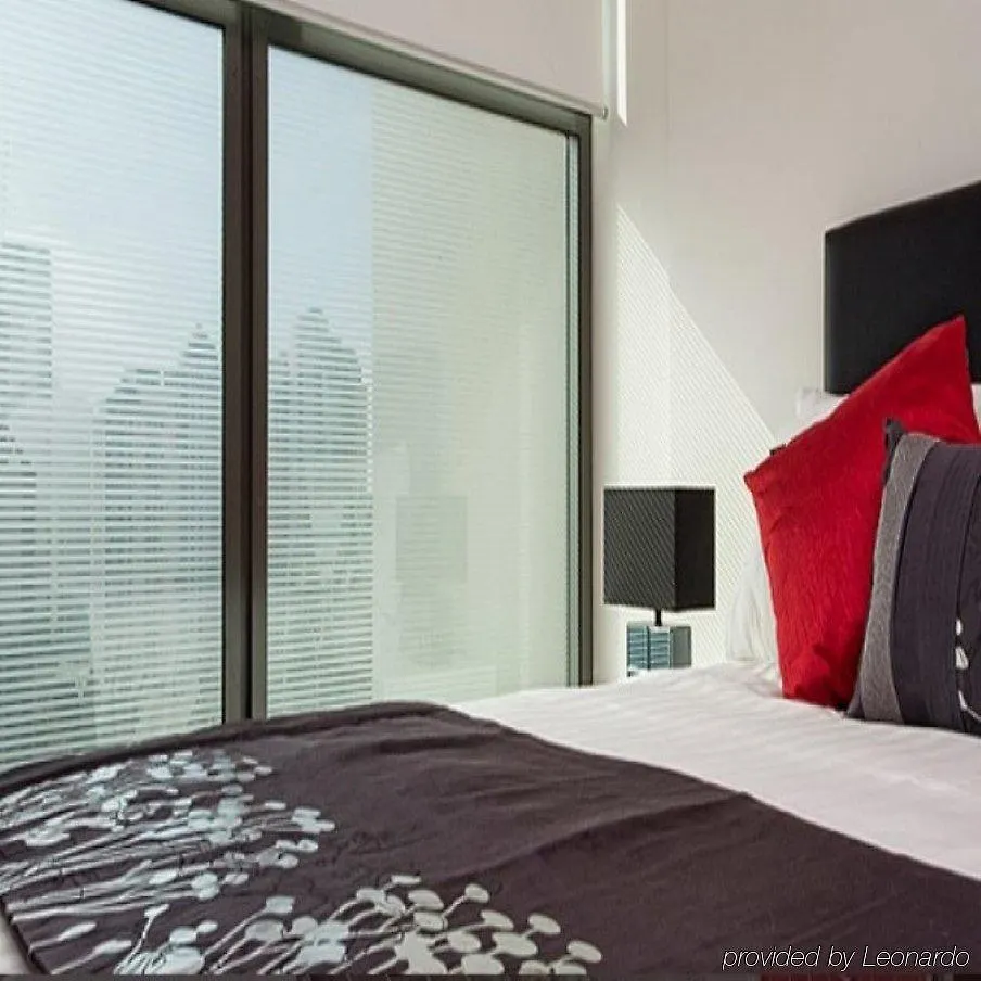 Quattro On Astor Apartments Brisbane By Restt